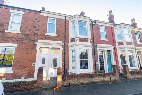 Kitchener Terrace, North Shields 2 bed ground floor flat for sale