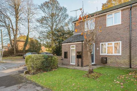 Fremlin Close, Rusthall 2 bed end of terrace house for sale