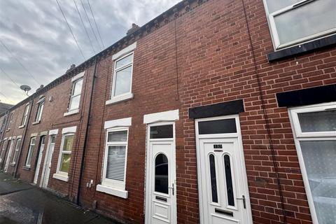 Warwick Street, Agbrigg, Wakefield 2 bed terraced house for sale
