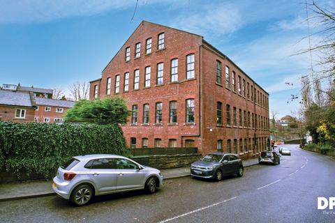 Flat, Victoria Court, Victoria Mews... 2 bed flat for sale