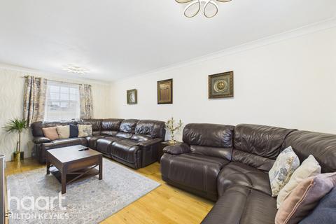 Frampton Grove, Milton Keynes 5 bed terraced house for sale