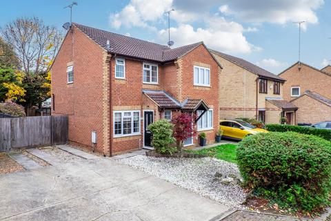 Worcester Park, Greenhithe 2 bed semi