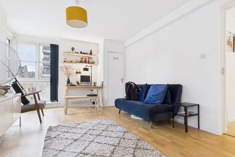 Sherwood Gardens, London 2 bed apartment for sale