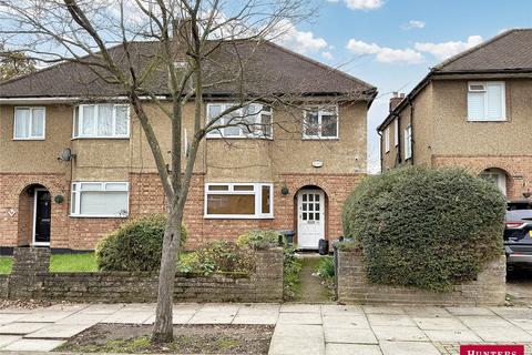 Connaught Road, Barnet, EN5 2 bed maisonette for sale