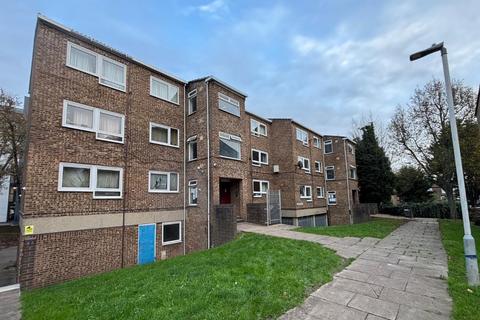 3 Dumfries Court, Dumfries Street... 1 bed flat for sale