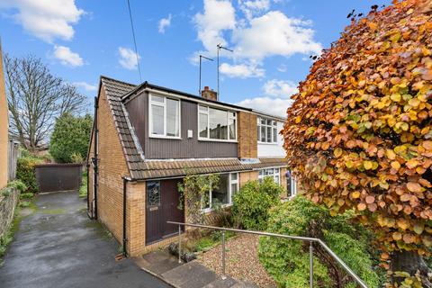 Castlefields Crescent, Brighouse HD6 3 bed semi