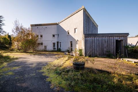 Kyle IV40 2 bed block of apartments for sale