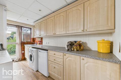 Repton Avenue, Hayes 2 bed end of terrace house for sale