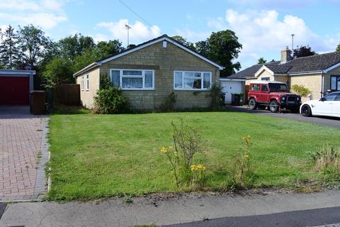 Milbourne Park, Milbourne SN16 2 bed detached bungalow for sale