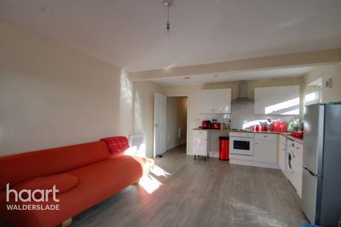 Longhill Avenue, Chatham 1 bed apartment for sale