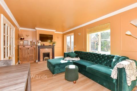 Canterbury Road, Herne Bay, Kent 3 bed end of terrace house for sale