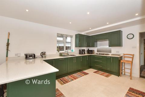 Canterbury Road, Ashford, Kent 3 bed semi