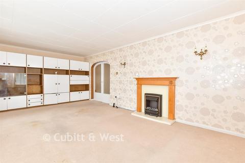 Rose Hill, Waterlooville, Hampshire 2 bed detached bungalow for sale