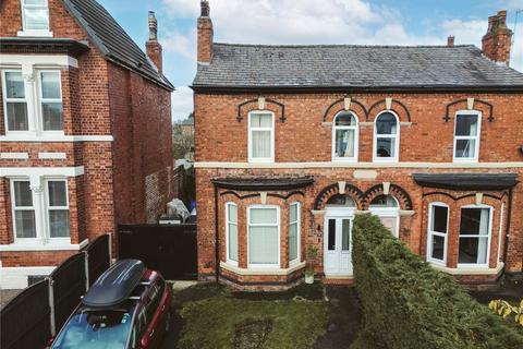 Hampton Road, Southport, Merseyside, PR8 3 bed semi