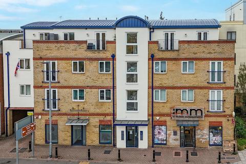 New Street, Chelmsford 2 bed flat for sale