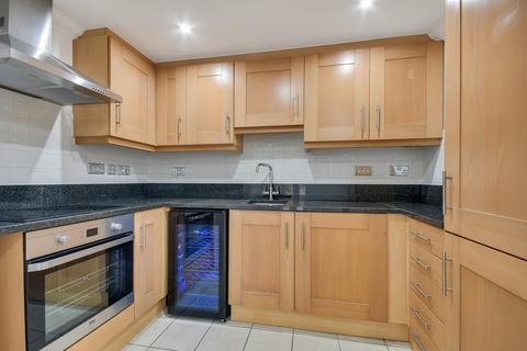 New Street, Chelmsford 2 bed flat for sale