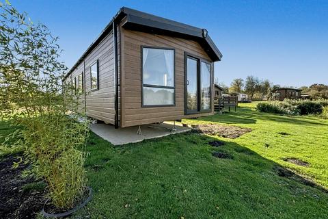 Bedford Bank, Welney, Wisbech, PE14 2 bed lodge for sale