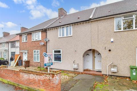 Becontree Avenue, Dagenham, Essex 3 bed terraced house for sale