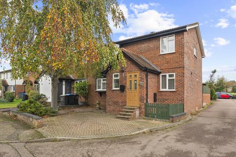 Ladywell Prospect, Hertfordshire CM21 4 bed end of terrace house for sale