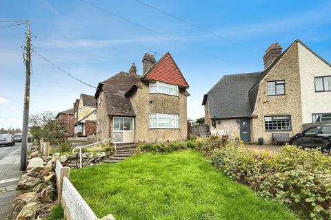 Hesketh Avenue, Staffordshire ST6 3 bed detached house for sale