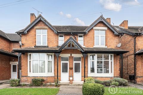 Elm Avenue, Long Eaton, Nottingham 4 bed semi