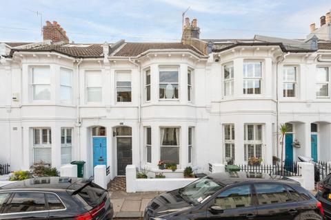 Exeter Street, Brighton 3 bed house for sale