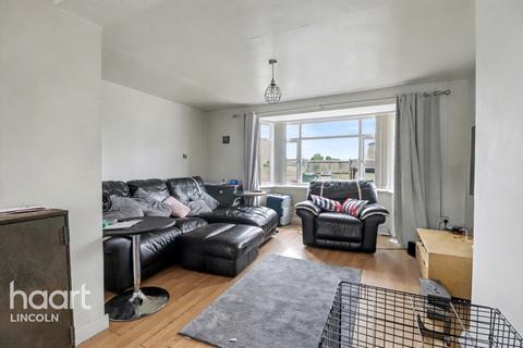 Churchill Drive, Newark 3 bed semi