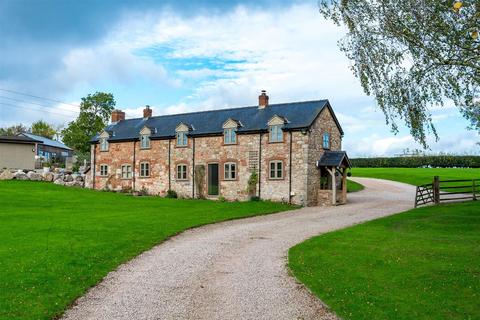 Morton, Oswestry 4 bed detached house for sale