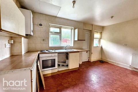 Frinton Road, Nottingham 3 bed terraced house for sale