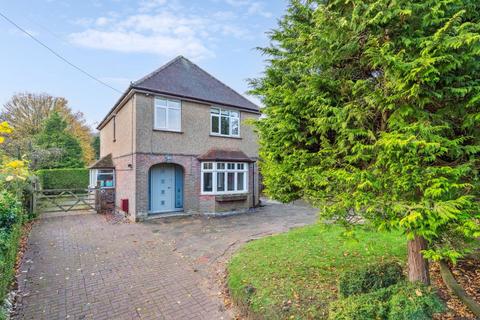 Chesham HP5 3 bed detached house for sale