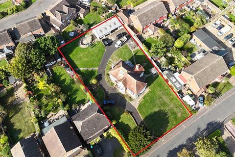 Malyons Road, Hextable, Kent, BR8 4 bed detached house for sale