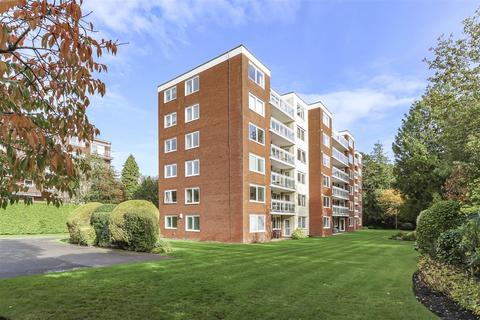 12 The Avenue, Poole 3 bed flat for sale