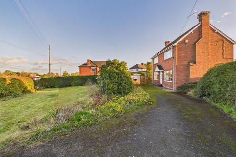 Sunville, Llynclys, Oswestry 3 bed detached house for sale