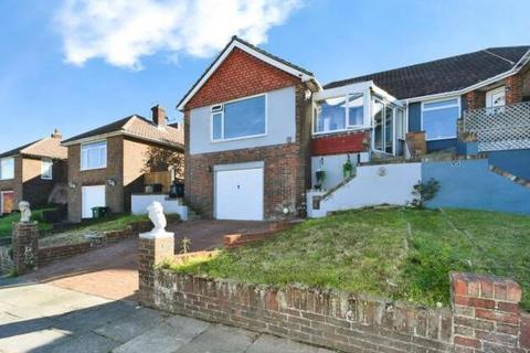 17 Selba Drive, Brighton, East... 4 bed semi