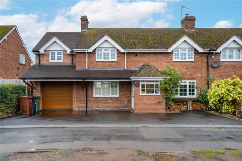 9 Highfield Road, Cookley... 4 bed semi