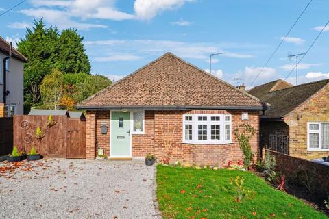 Hampden Road, Chalfont St. Peter 2 bed detached bungalow for sale