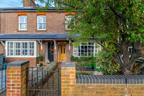 Willoughby Road, Hertfordshire AL5 3 bed terraced house for sale