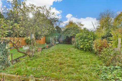 Larkfield Avenue, Gillingham, Kent 4 bed terraced house for sale