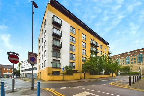 Lord Street, Hertfordshire WD17 2 bed flat for sale