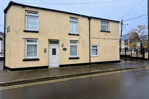 Nith Street, Aberdare CF44 5 bed end of terrace house for sale