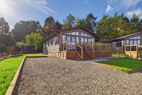 Leconfield Road, Cherry Burton, HU17 7LJ 3 bed mobile home for sale