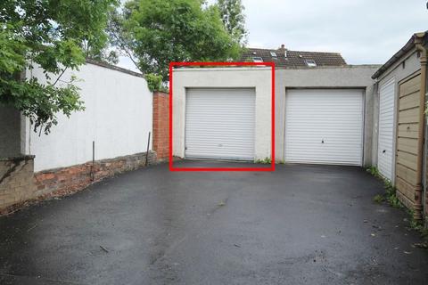 Edinburgh EH12 Garage for sale