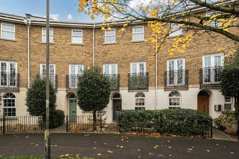Eastbury Way, Swindon, Wiltshire 4 bed terraced house for sale
