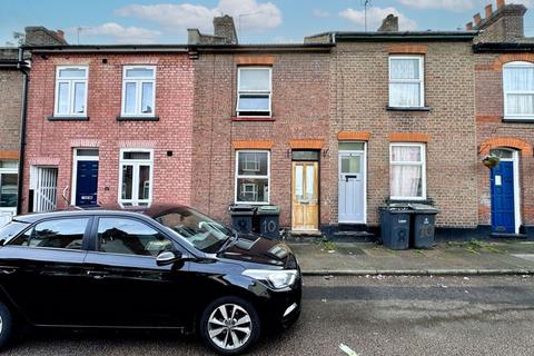 Cowper Street, Luton 3 bed terraced house for sale
