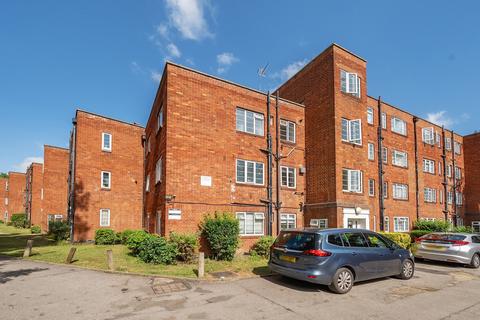 Garden Close, Ruislip 2 bed apartment for sale
