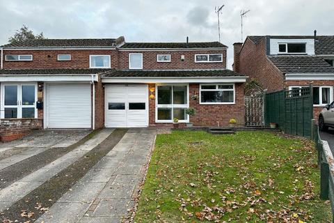 Field Barn Road, Hampton Magna, Warwick 3 bed semi