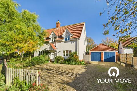Whyte Horse Meadow, Halesworth IP19 4 bed detached house for sale