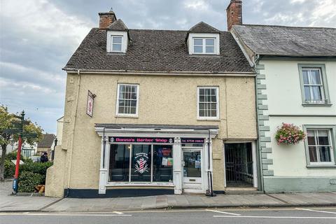 High Street, Cricklade, Swindon 2 bed terraced house for sale
