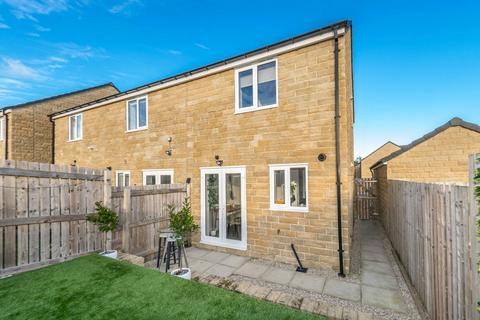 Jacquard Road, Skelmanthorpe, HD8 2 bed end of terrace house for sale