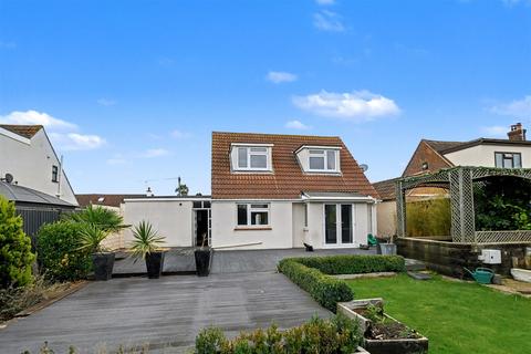 Limburg Road, Canvey Island SS8 2 bed chalet for sale